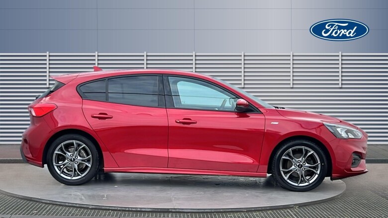 Ford Focus 1.0 EcoBoost Hybrid mHEV 125 ST-Line Edition 5dr Petrol Hatchback